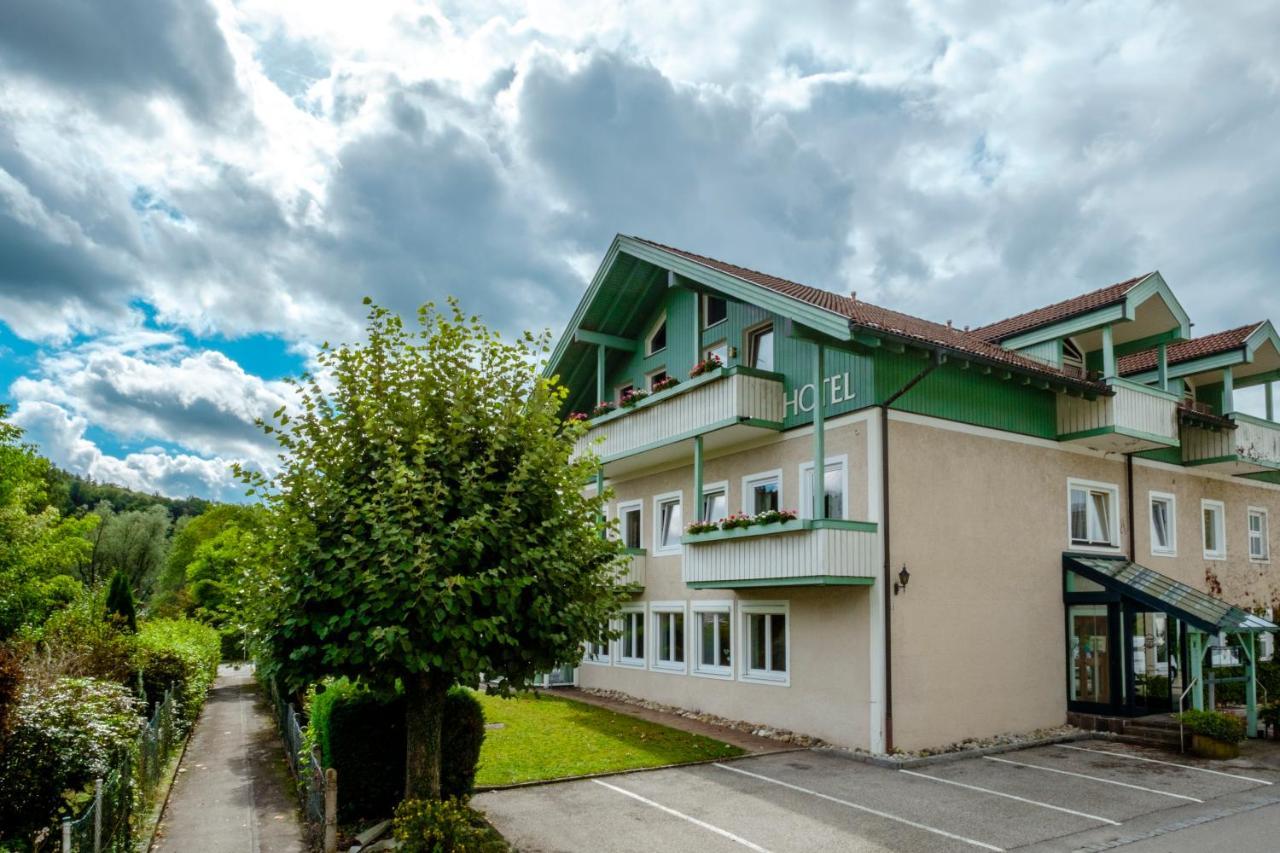 בורגהאוזן Gartenhotel Salzach מראה חיצוני תמונה